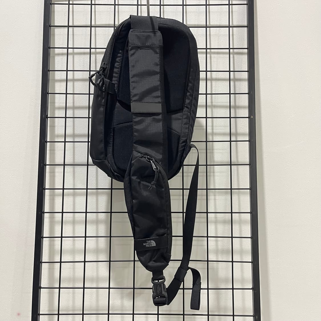 노스페이스 미니 크로스백 BOREALIS (6L) 상품이미지7