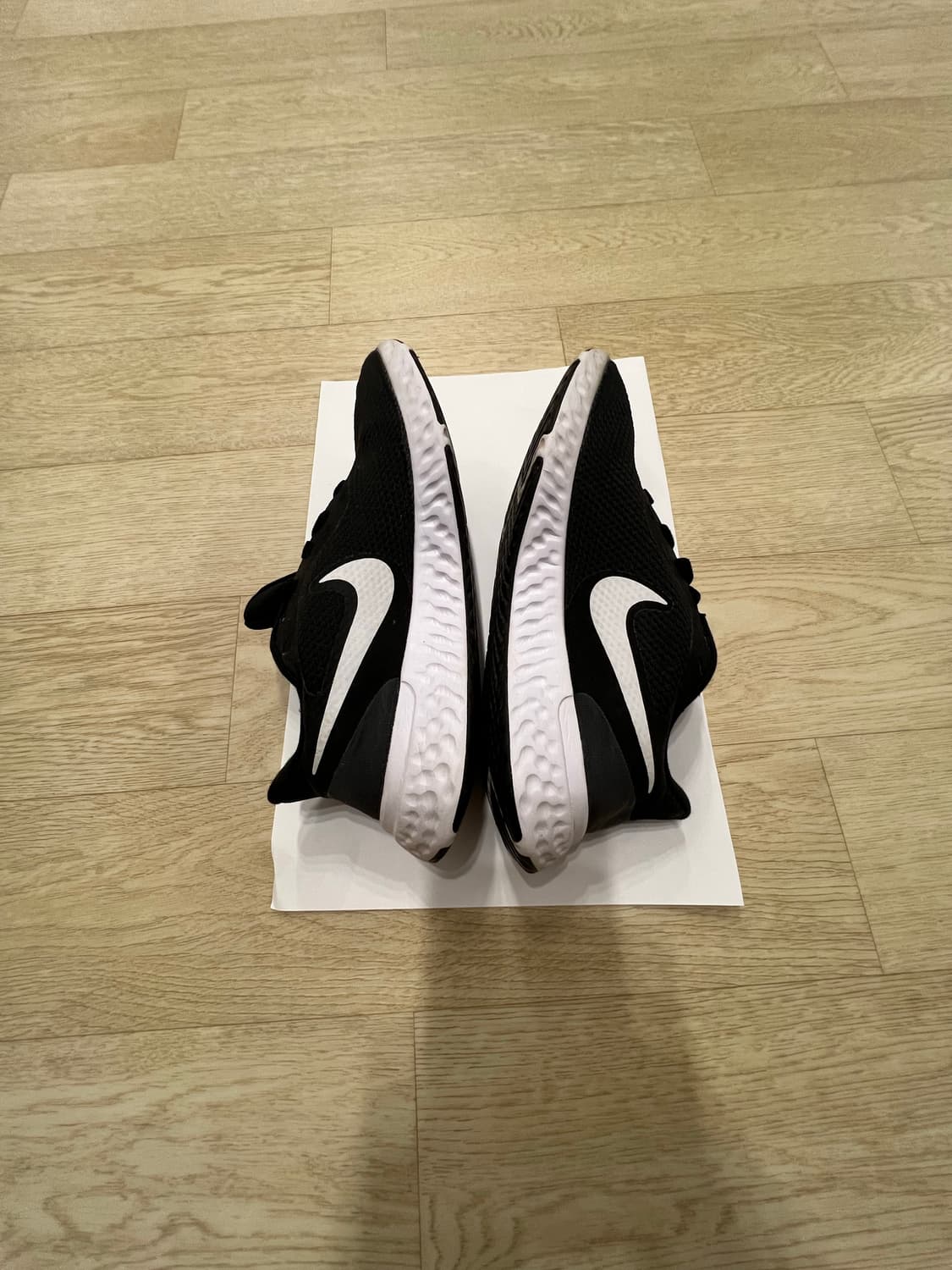 나이키 레볼루션 5 상품이미지8