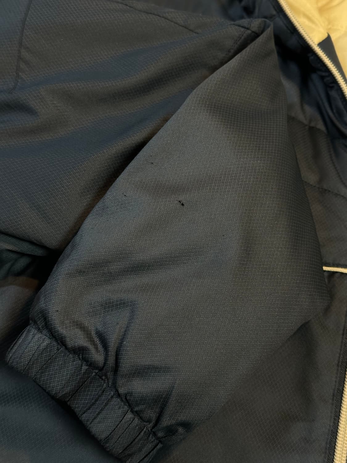 대장급) 아디다스 AC밀란 패딩 자켓 검골 상품이미지5