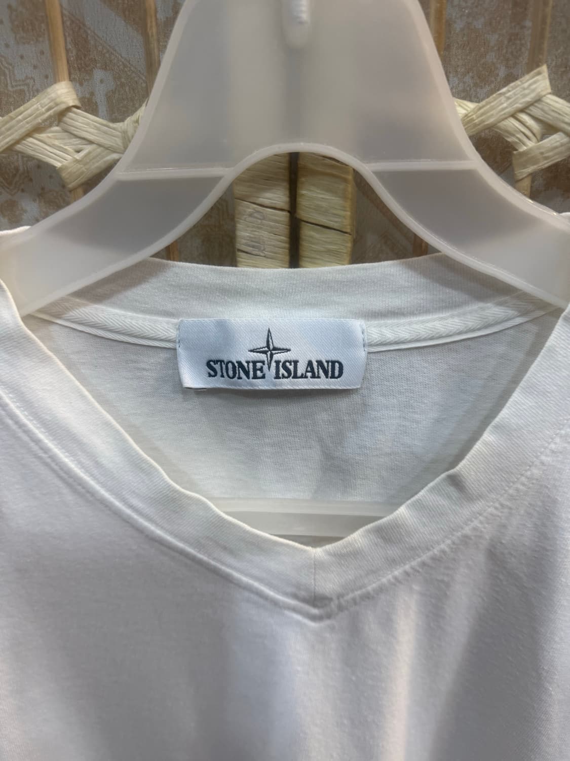 105 정품 스톤아일랜드 브이넥 팝니다 상품이미지2