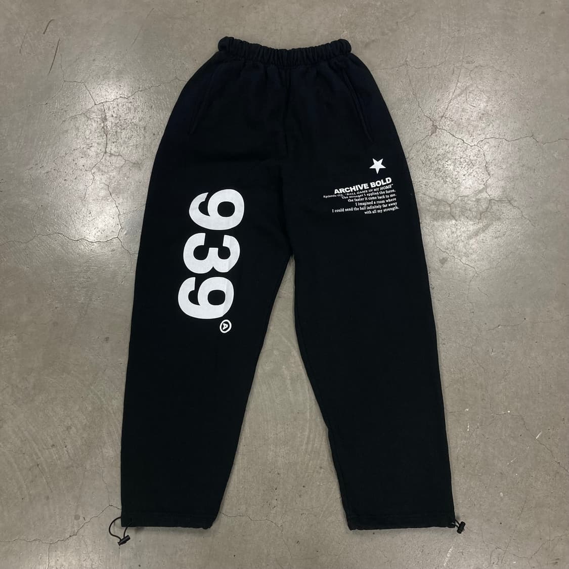 아카이브 볼드 블랙 컬러 939 빅로고 스웻 팬츠 상품이미지1