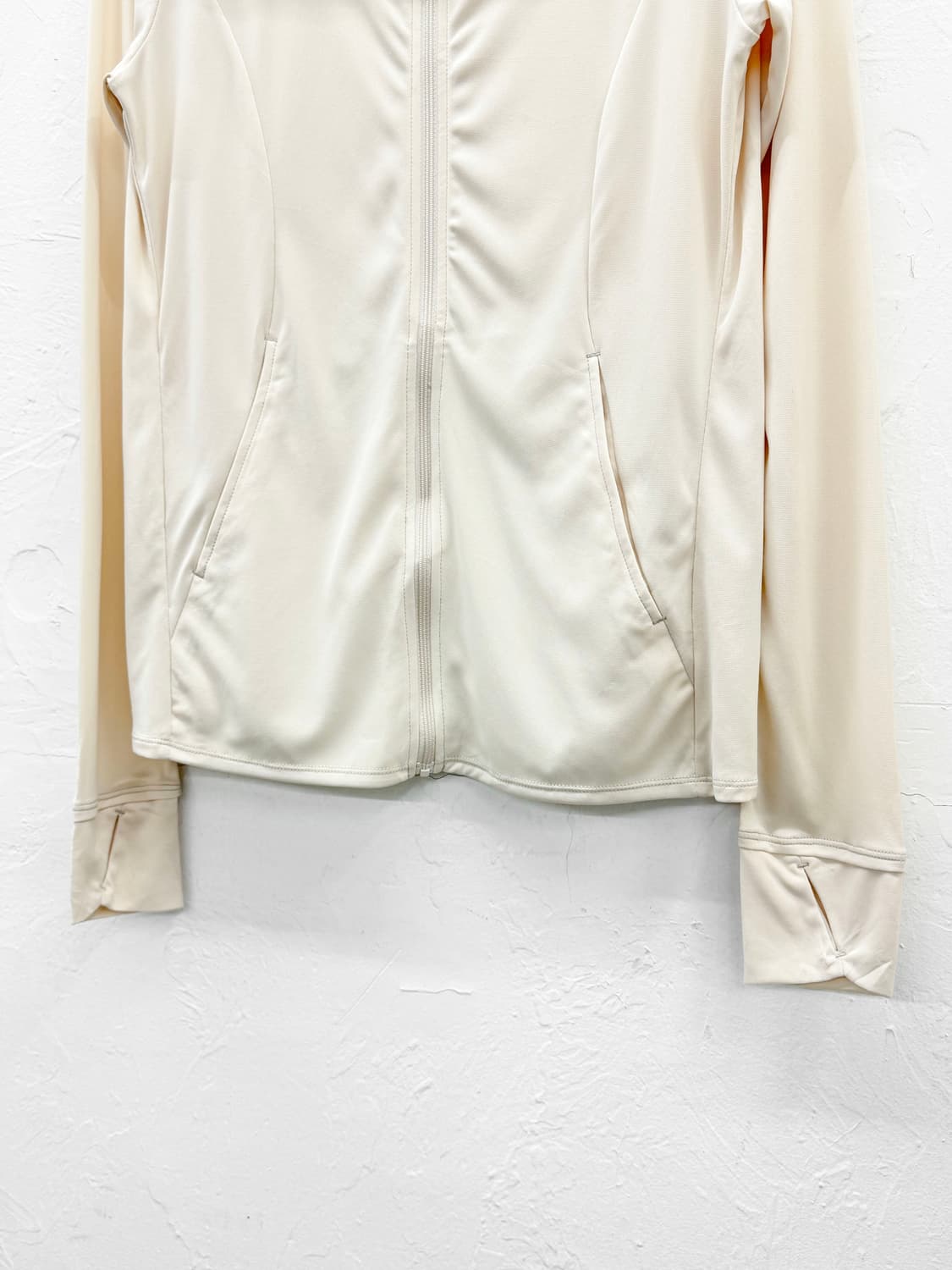 mizuno 핑거홀 후드집업 상품이미지3