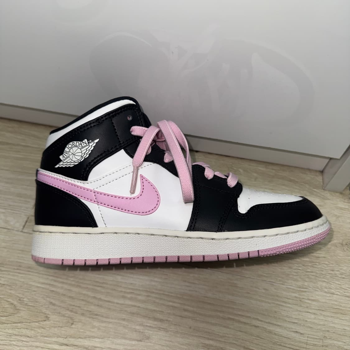 나이키 조던1 미드 라이트 아크틱 핑크 GS 230 상품이미지4