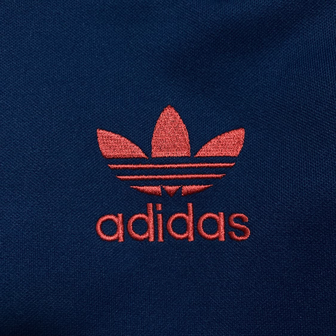 아디다스 스몰 로고 네이비 유로파 트랙탑 상품이미지2