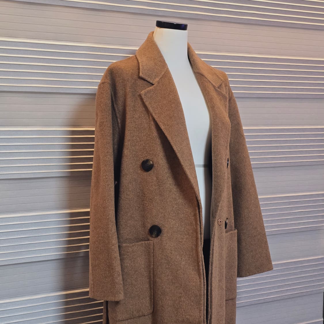 핸드메이드 2가지 스타일 코트(카라 탈부착 가능) 상품이미지4