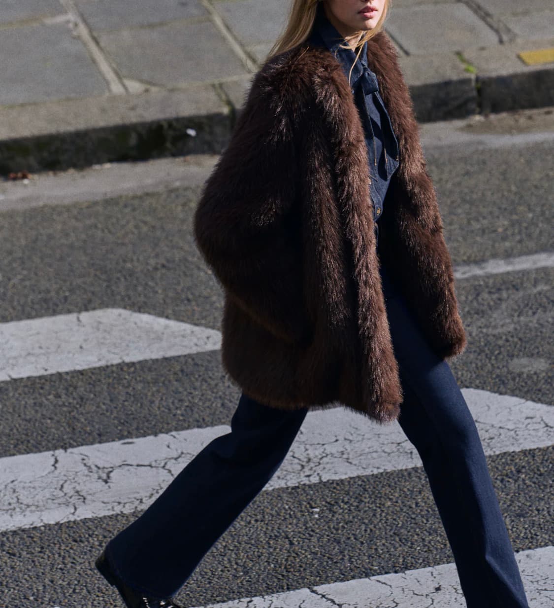 (새상품)에첸엠 여성 플러피코트 다크브라운 S 상품이미지1