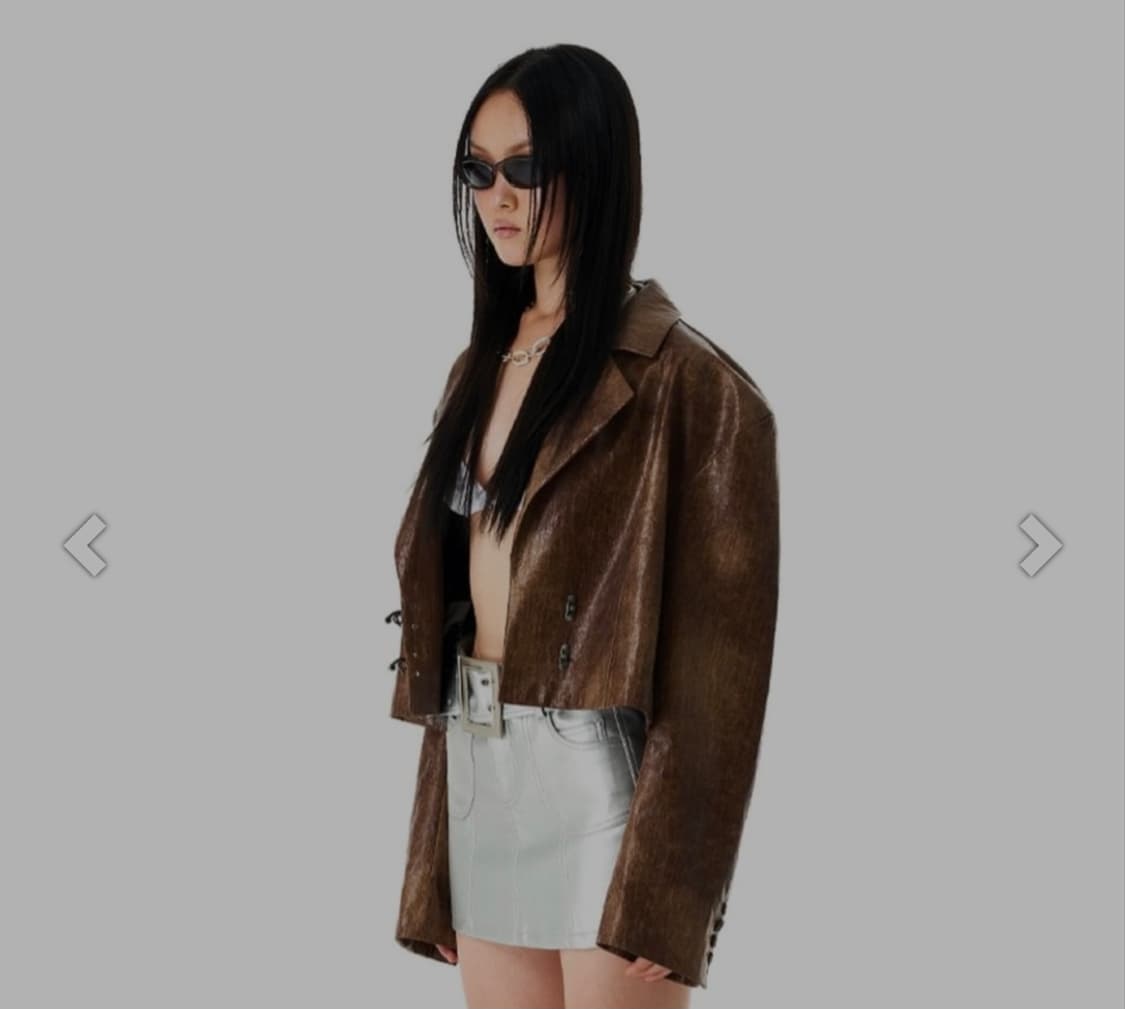 배디(BADEE)의 Faded Eco Leather Crop Jacket 상품이미지5