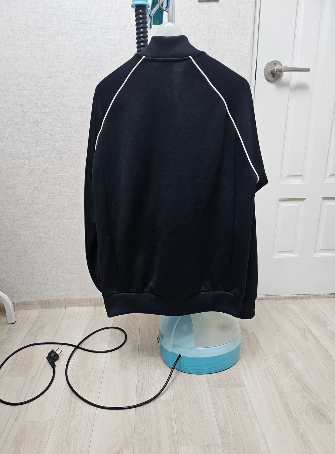 (100)L ☆초대장급☆ 아디다스 슈퍼스타 2중지퍼 [검흰] 트랙탑져지 상품이미지6