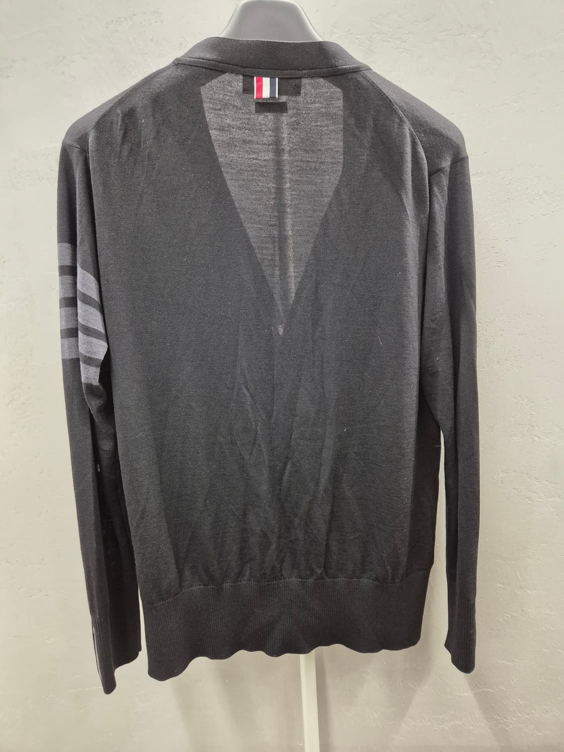 톰브라운 블랙 울 가디건 3 사이즈 상품이미지6