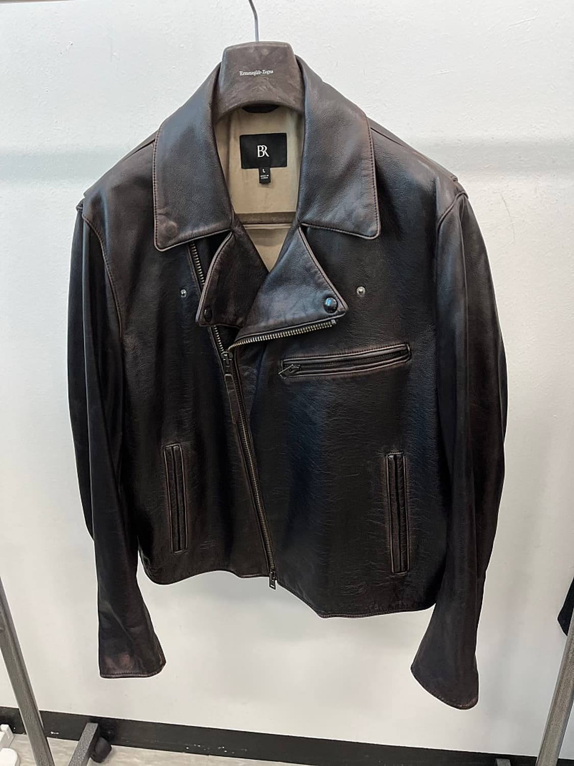 105) 바나나리퍼블릭 24ss 라이더자켓 상품이미지2