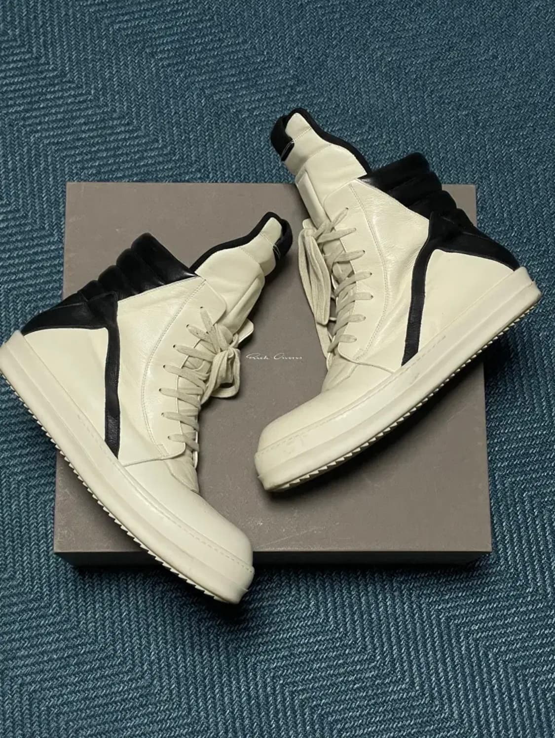 [43] 릭오웬스 지오바스켓 밀크/블랙 상품이미지2