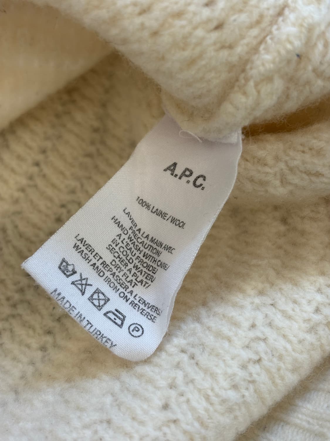 아페쎄 울 텍스쳐드 크롭 니트 상품이미지4