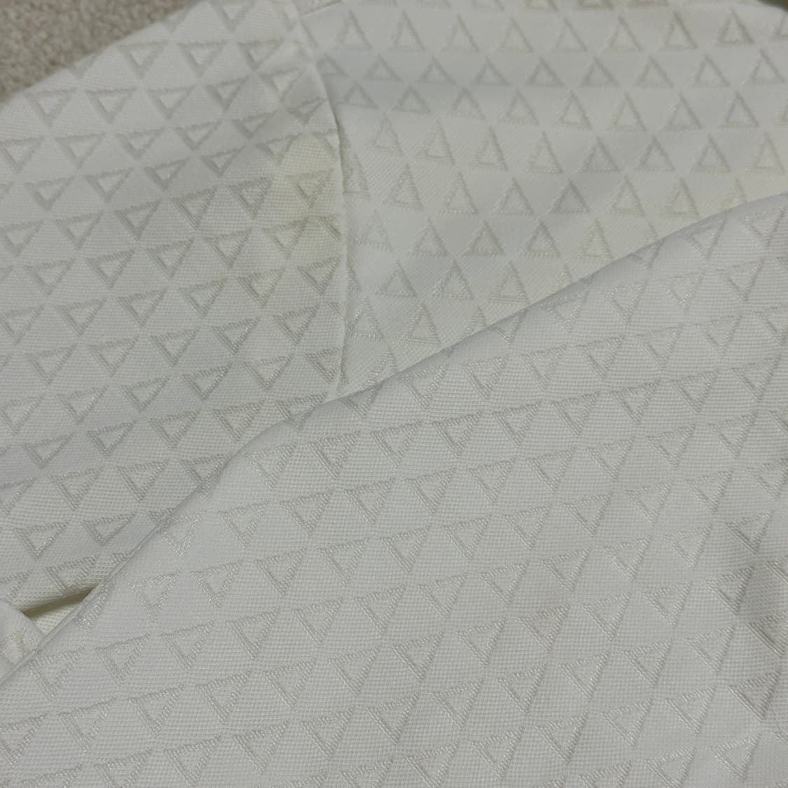 와이드앵글 카라 긴팔 티셔츠 상품이미지7