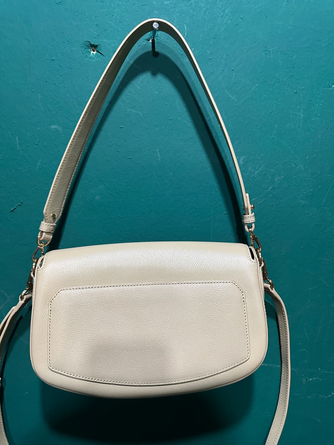 쿠론 가죽크로스백 아이보리 상품이미지8