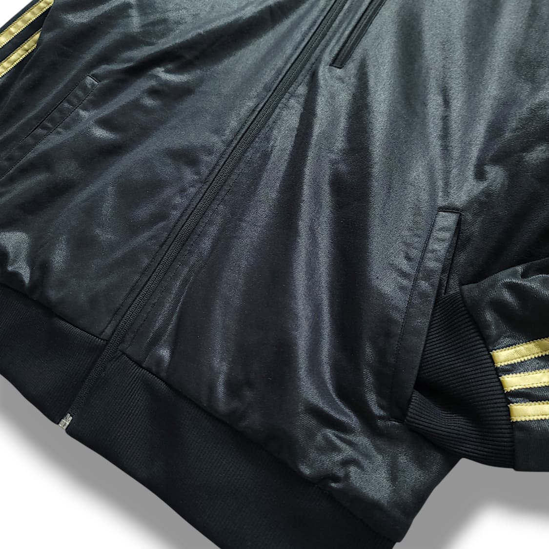 [105] 아디다스 블랙&골드라인 패딩 트랙탑 자켓 상품이미지6