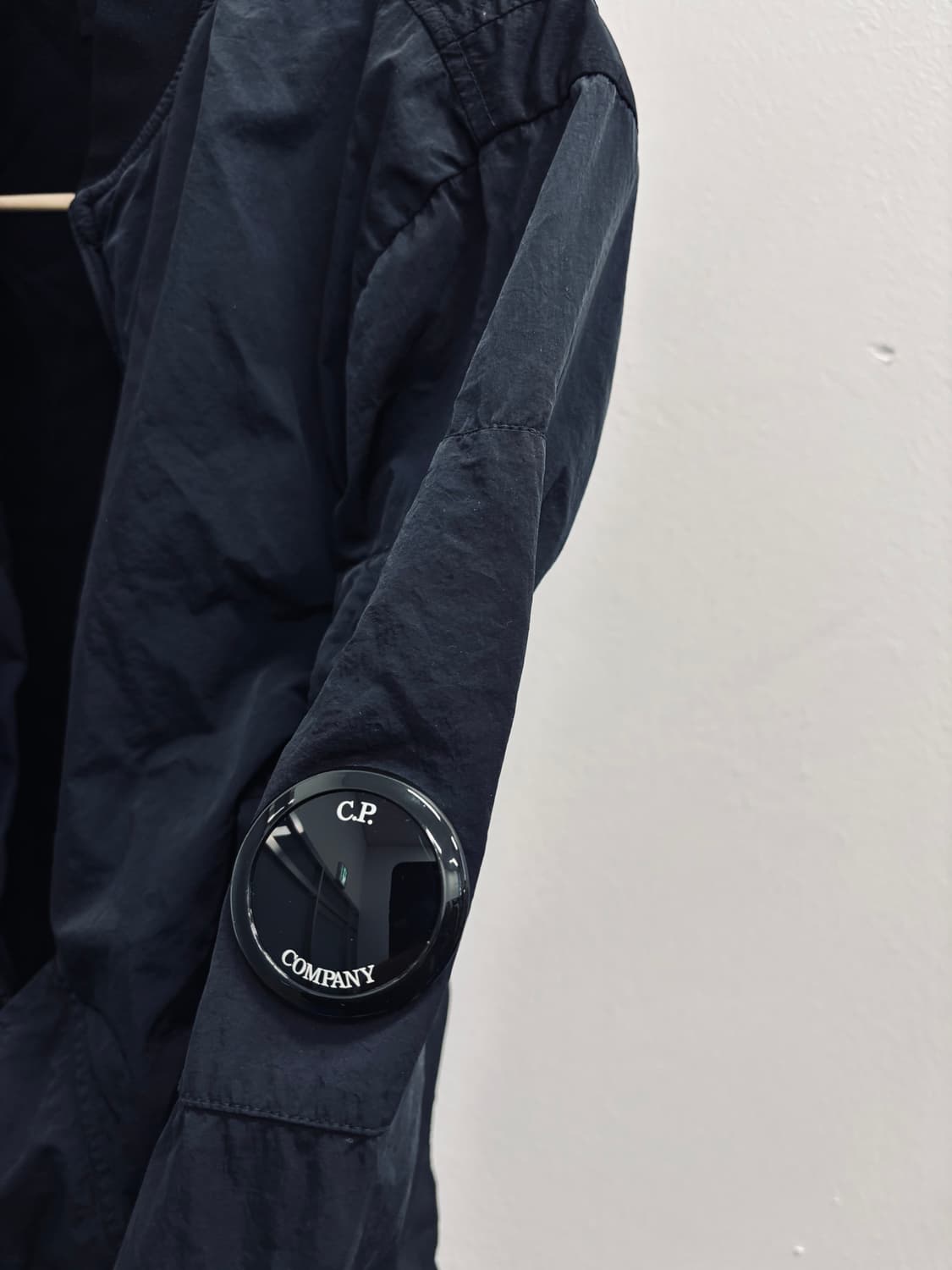 CP컴퍼니 언더식스틴 CHROME-R 고글 봄버 자켓 상품이미지4