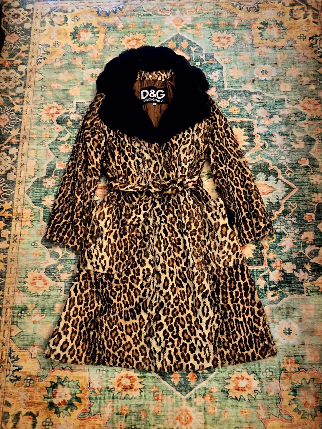 돌체앤가바나(Dolce & Gabbana)레오파드 프린트 퍼 코트. 상품이미지2