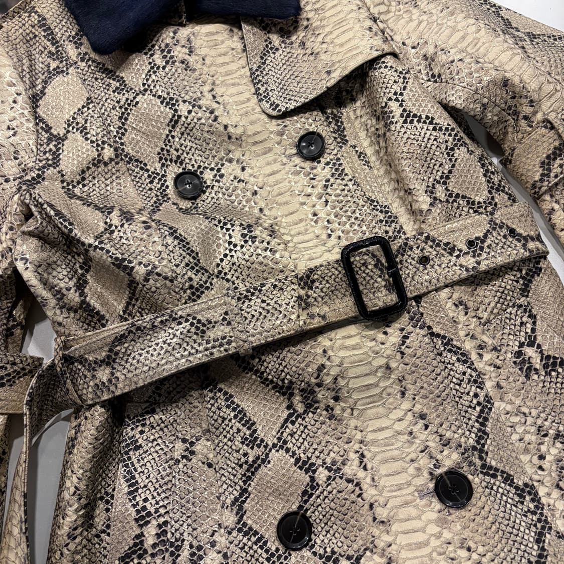 [S] 바나나리퍼블릭 올리비아 팔레르모 파이톤 패턴 트렌치 코트 C719 상품이미지5