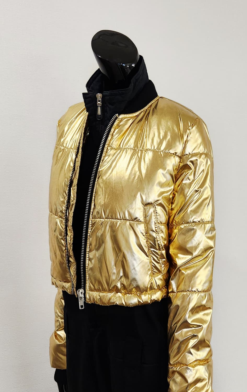 골드메탈릭 크롭패딩  상품이미지1