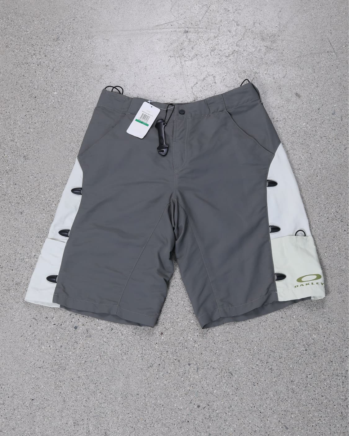 Oakley 00s MTB Khaki Molded Stud Shorts 상품이미지2