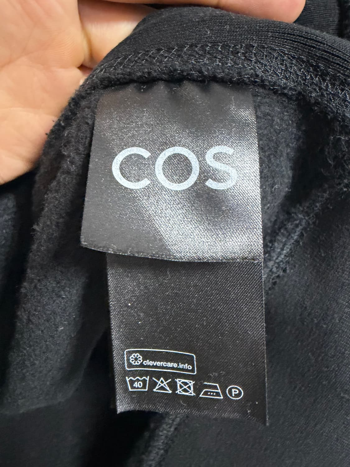 COS 릴랙스드 핏 크루넥 스웻셔츠 상품이미지4