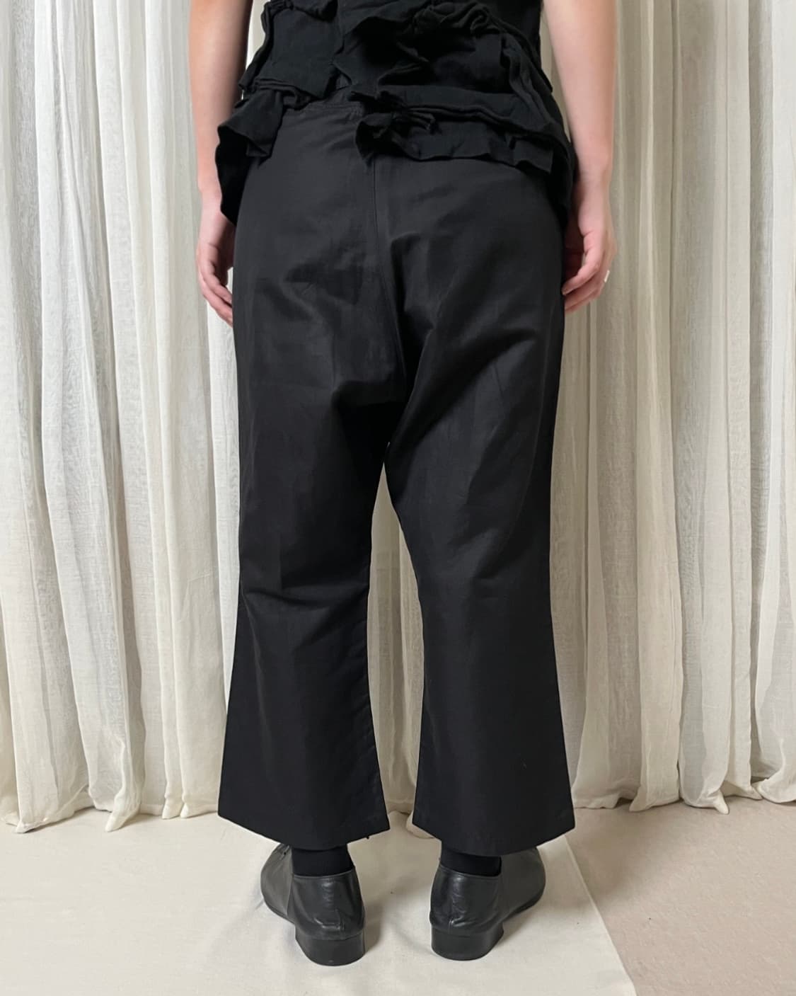 꼼데가르송 플레어 배기 크롭팬츠 Comme des garcons 상품이미지2