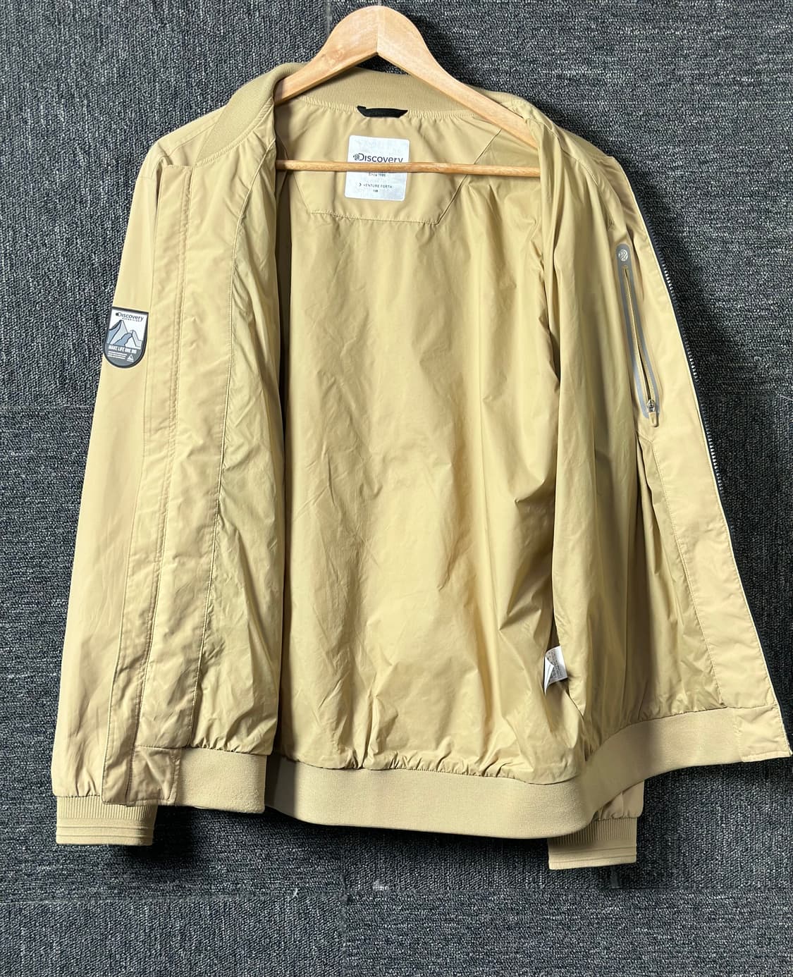 디스커버리 경량 봄버 자켓 베이지 105 상품이미지5