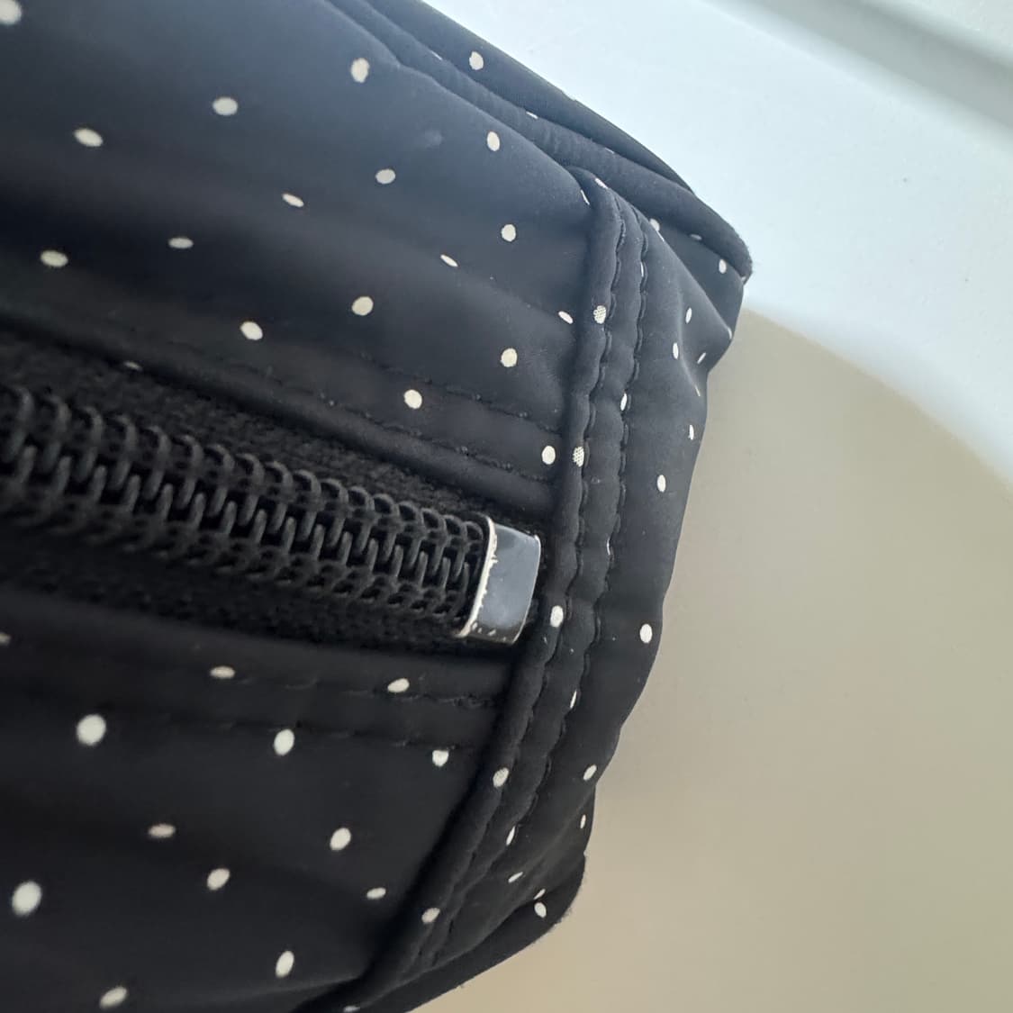 헤드 포터 도트 핸드백 블랙뷰티 상품이미지9