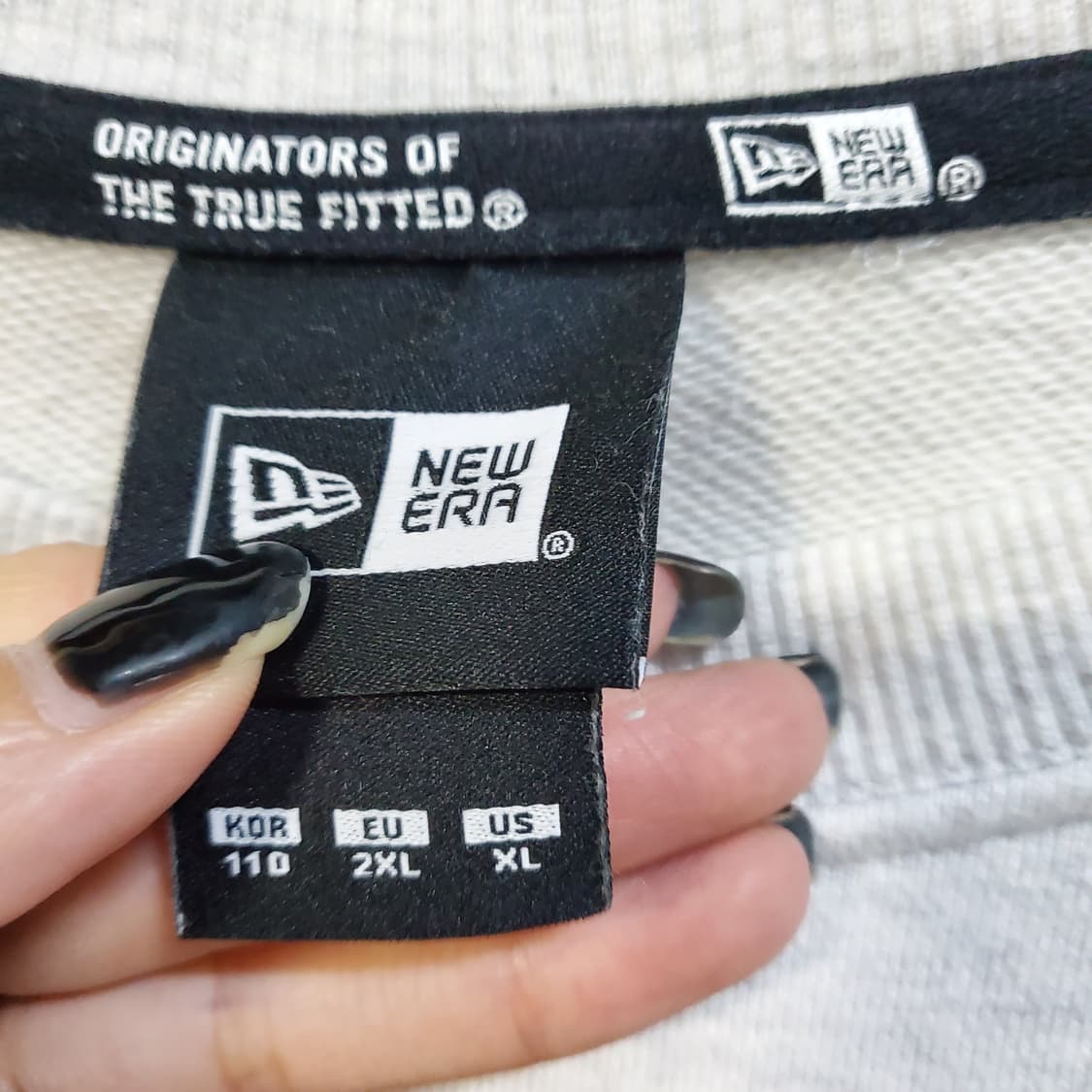 뉴에라 프린팅 맨투맨  상품이미지5