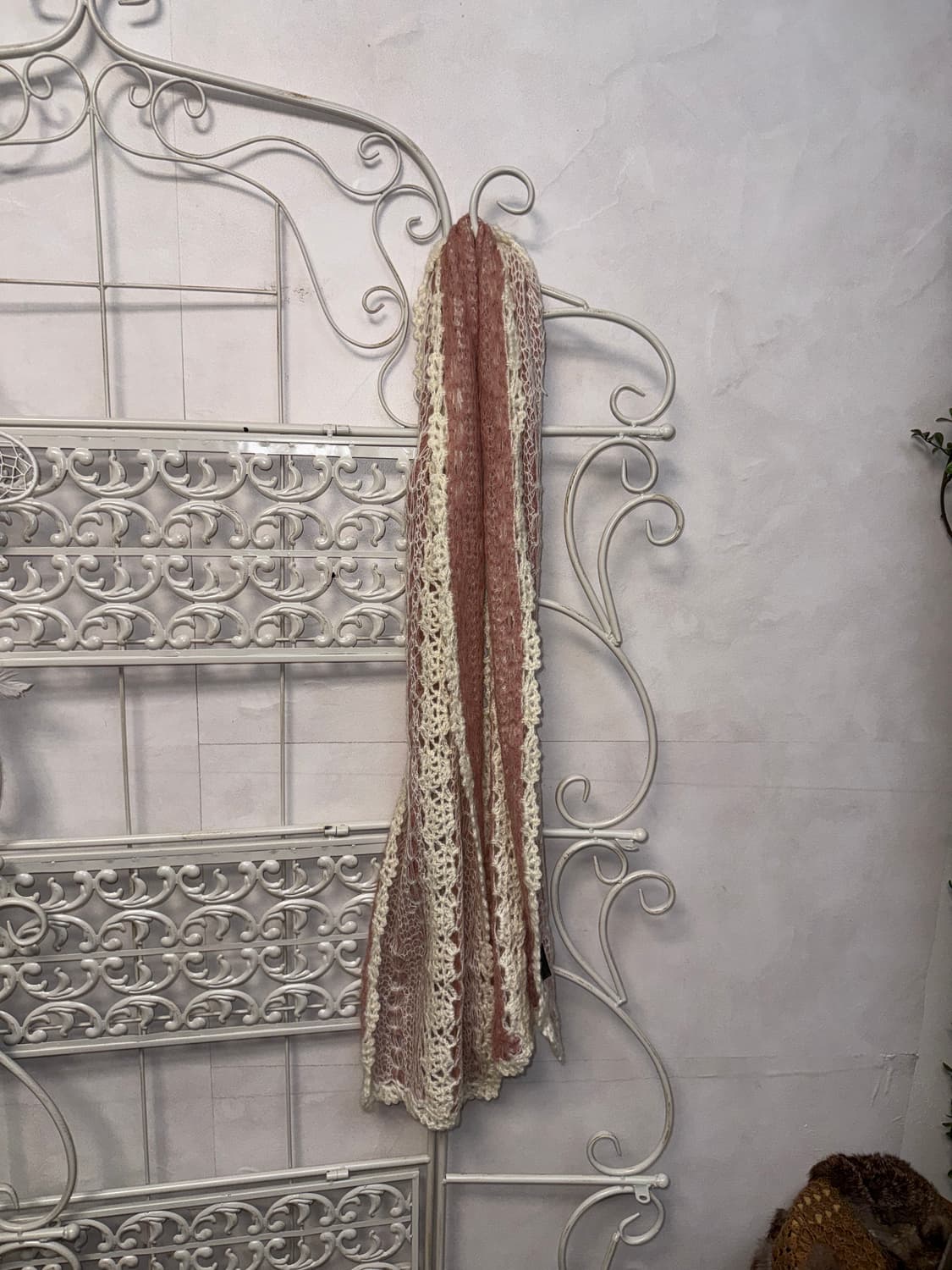 Pierre Cardin pink white crochet muffler 상품이미지3