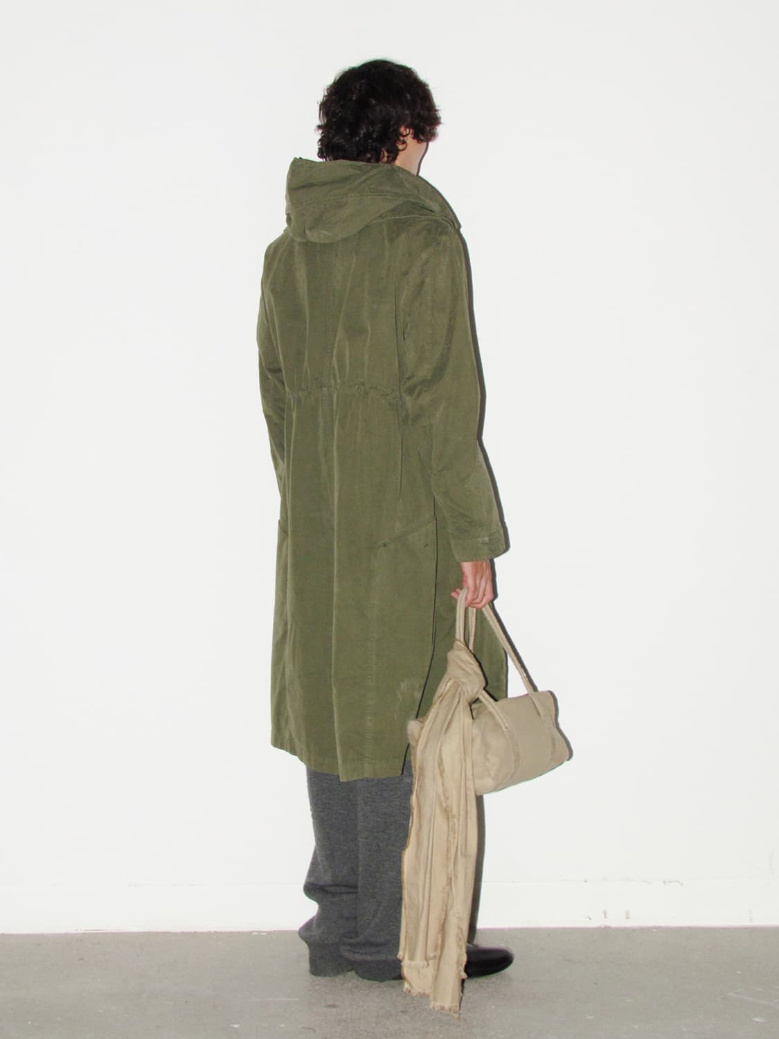 EE GARMENT DYED CURVED FISHTAIL COAT 상품이미지3