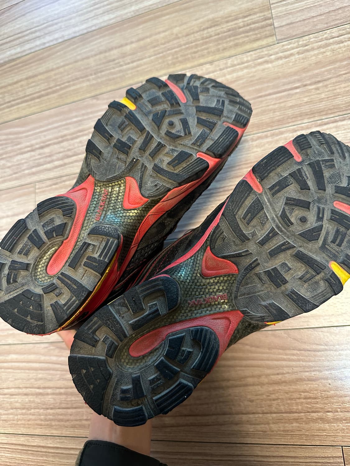 블랙야크 등산화 245 상품이미지3