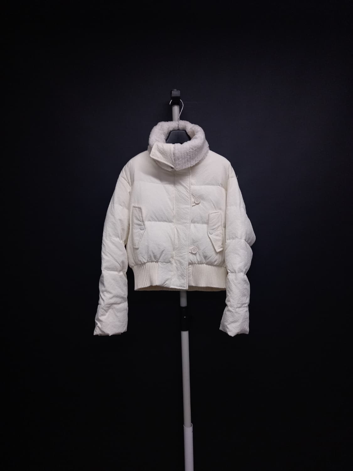 샤틴 SATIN 하이넥 덕 숏 패딩 F 33-77 상품이미지3