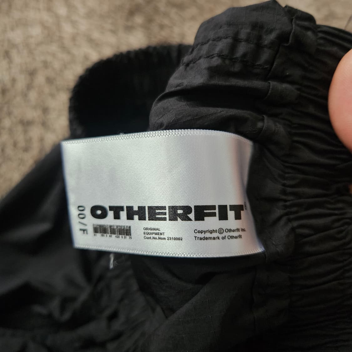 아더피츠(OtherFit) 나일론 건빵 스트렙 벌룬핏 와이드 숏팬츠 상품이미지5