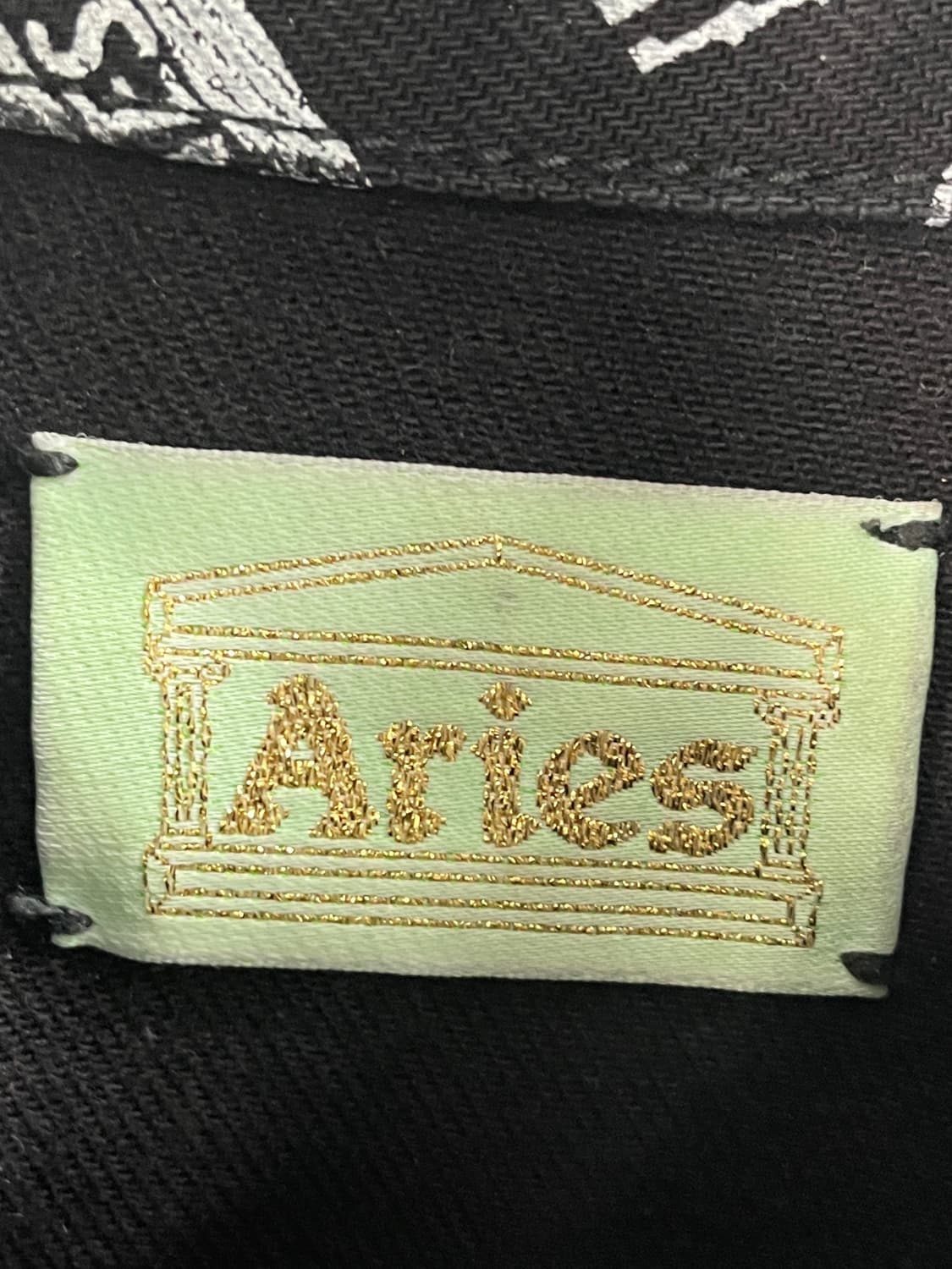 에리즈 패턴 블랙 데님자켓 (on.655)   상품이미지5