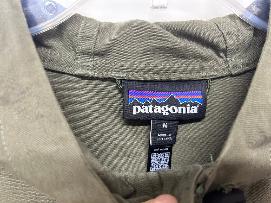 25SS Patagonia Nomader Hooded Jacket 상품이미지3