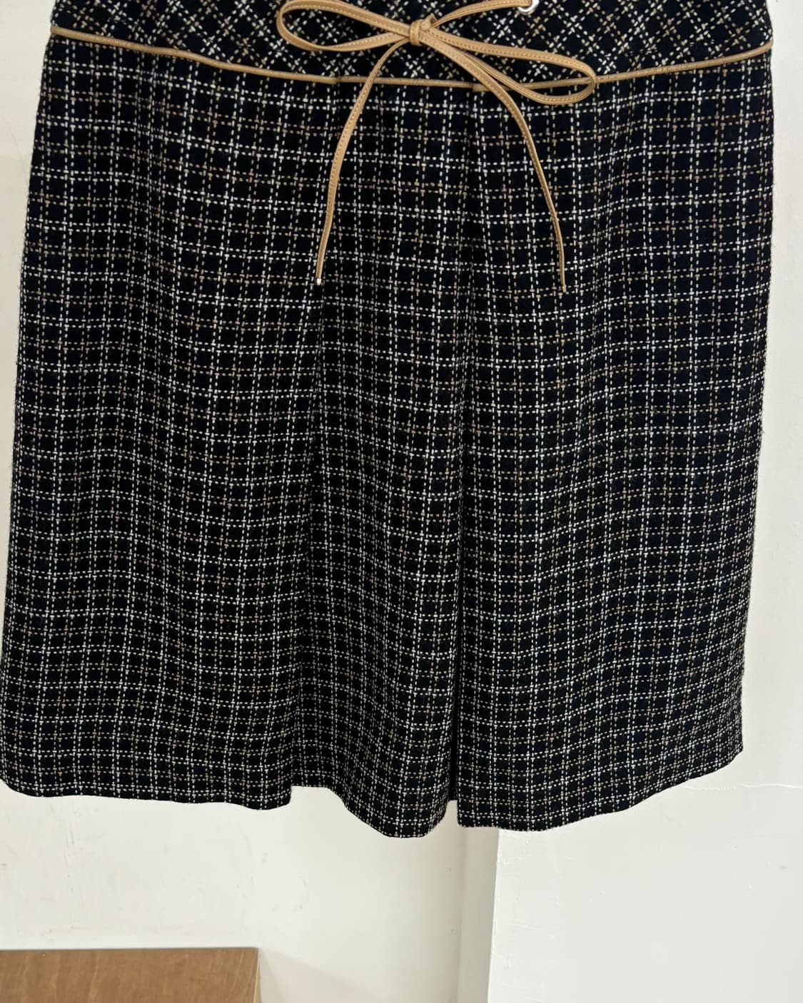 꾸레쥬 텍스처 니트 미니 스커트 상품이미지3