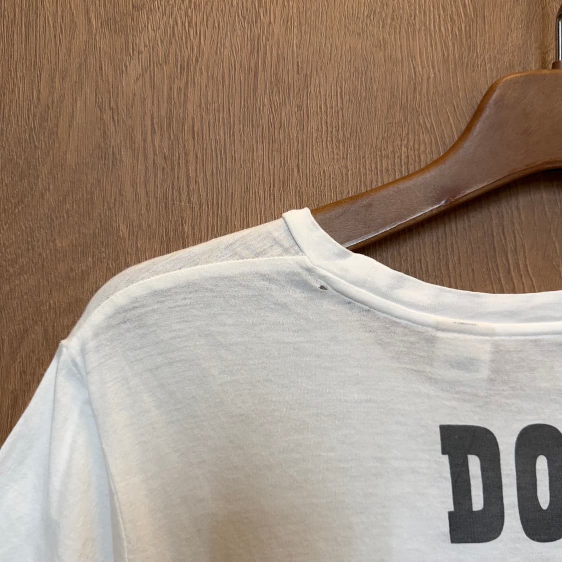 리바이스 라운드넥 반팔 티셔트 스누피 프린팅 디테일 레귤러핏 아이보리 상품이미지6