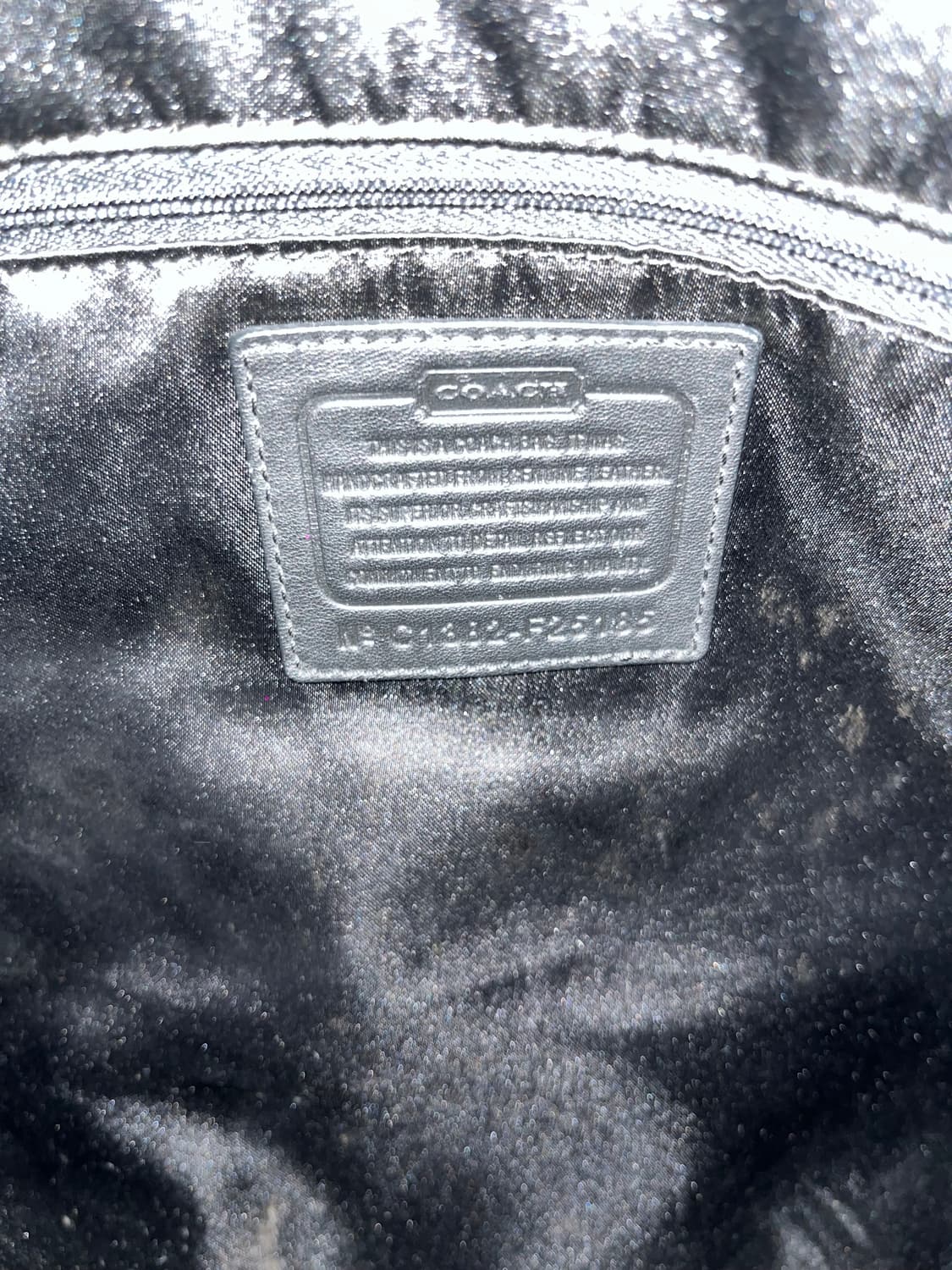 📦Coach black and white shoulder bag 상품이미지9