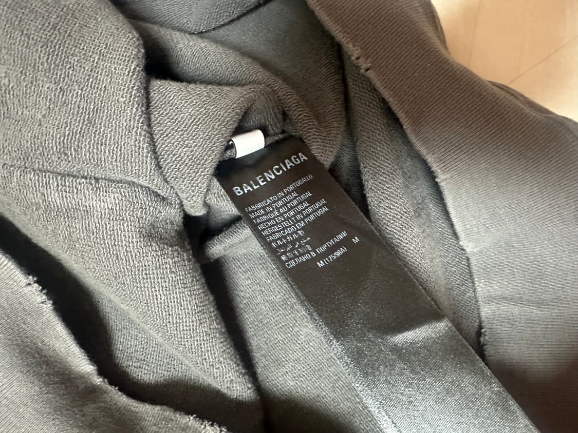 발렌시아가 웨이브로고 라지핏 그레이 후드 m사이즈 상품이미지4