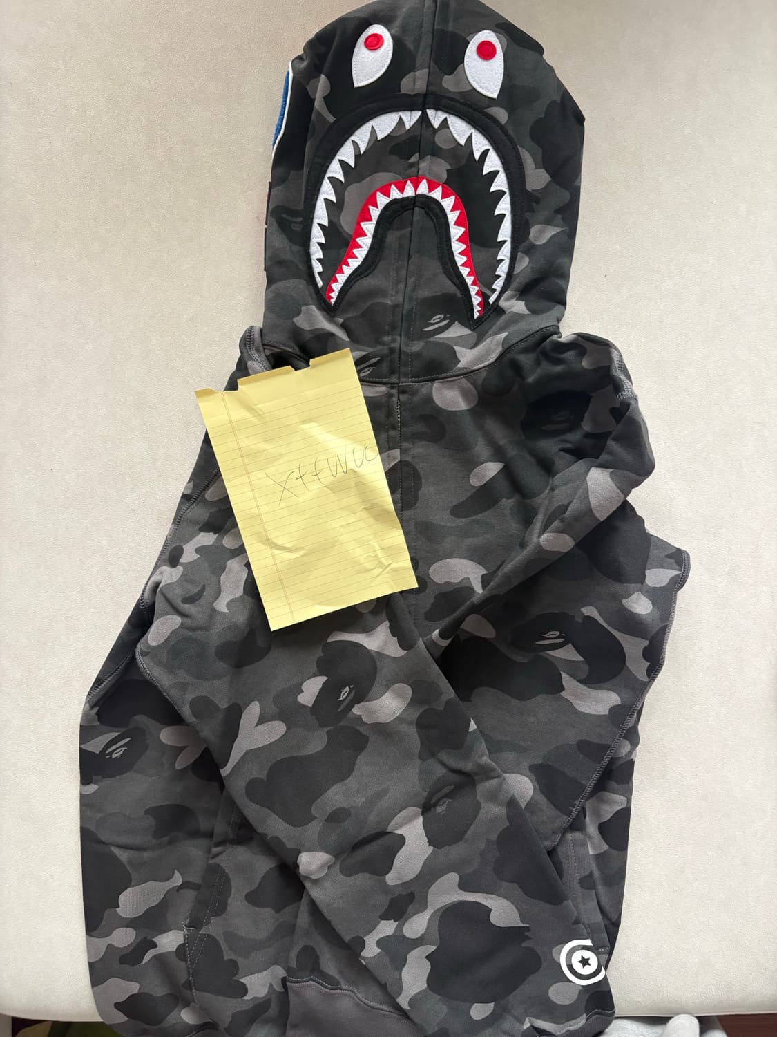 베이프 샤크후드 흑계 상품이미지1