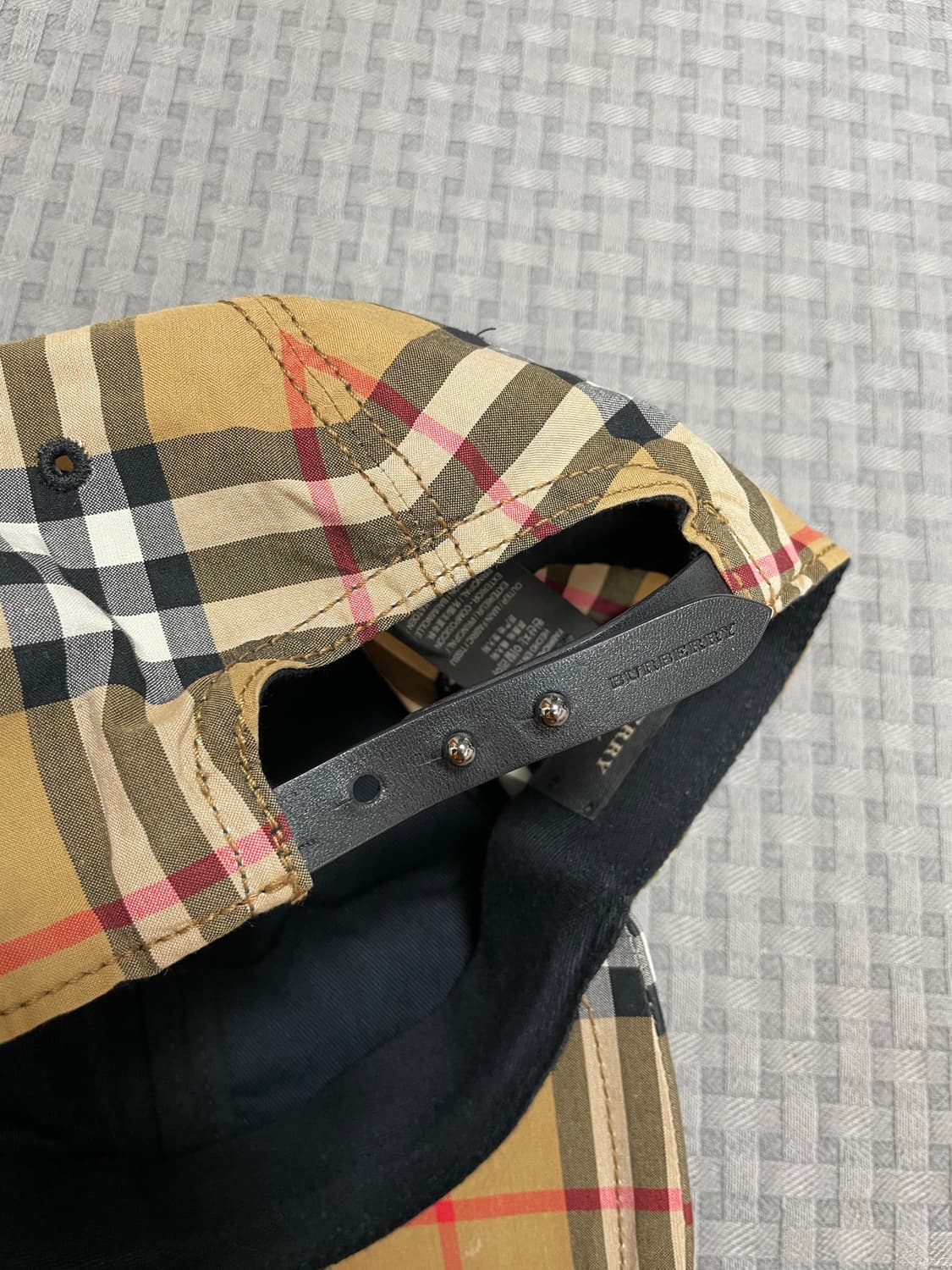 버버리 시그니처 볼캡 정품 상품이미지4