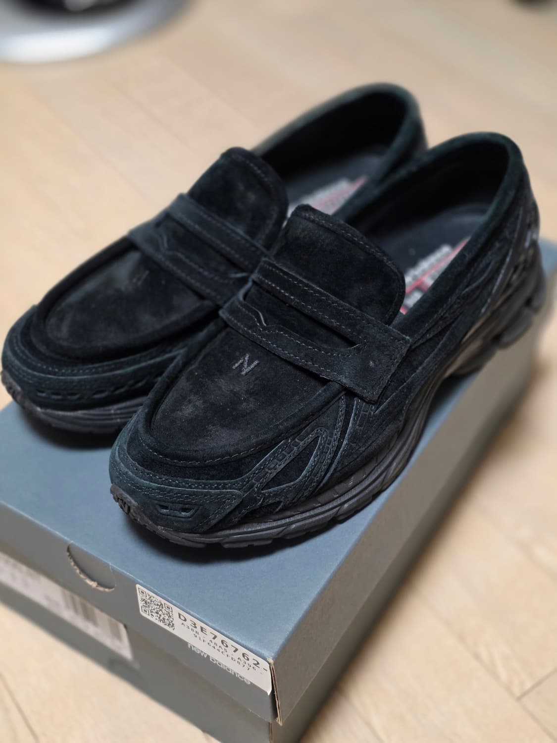 뉴발란스 1906L 블랙 블랙 시멘트 스웨이드 270 구동화 상품이미지1