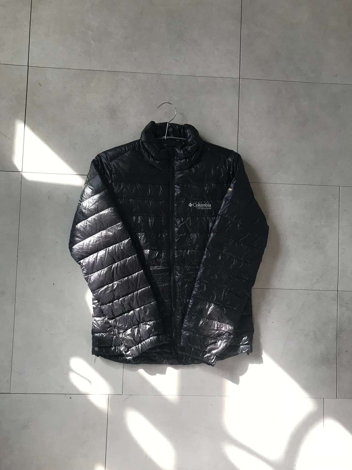 콜롬비아 블랙 경량패딩 상품이미지6