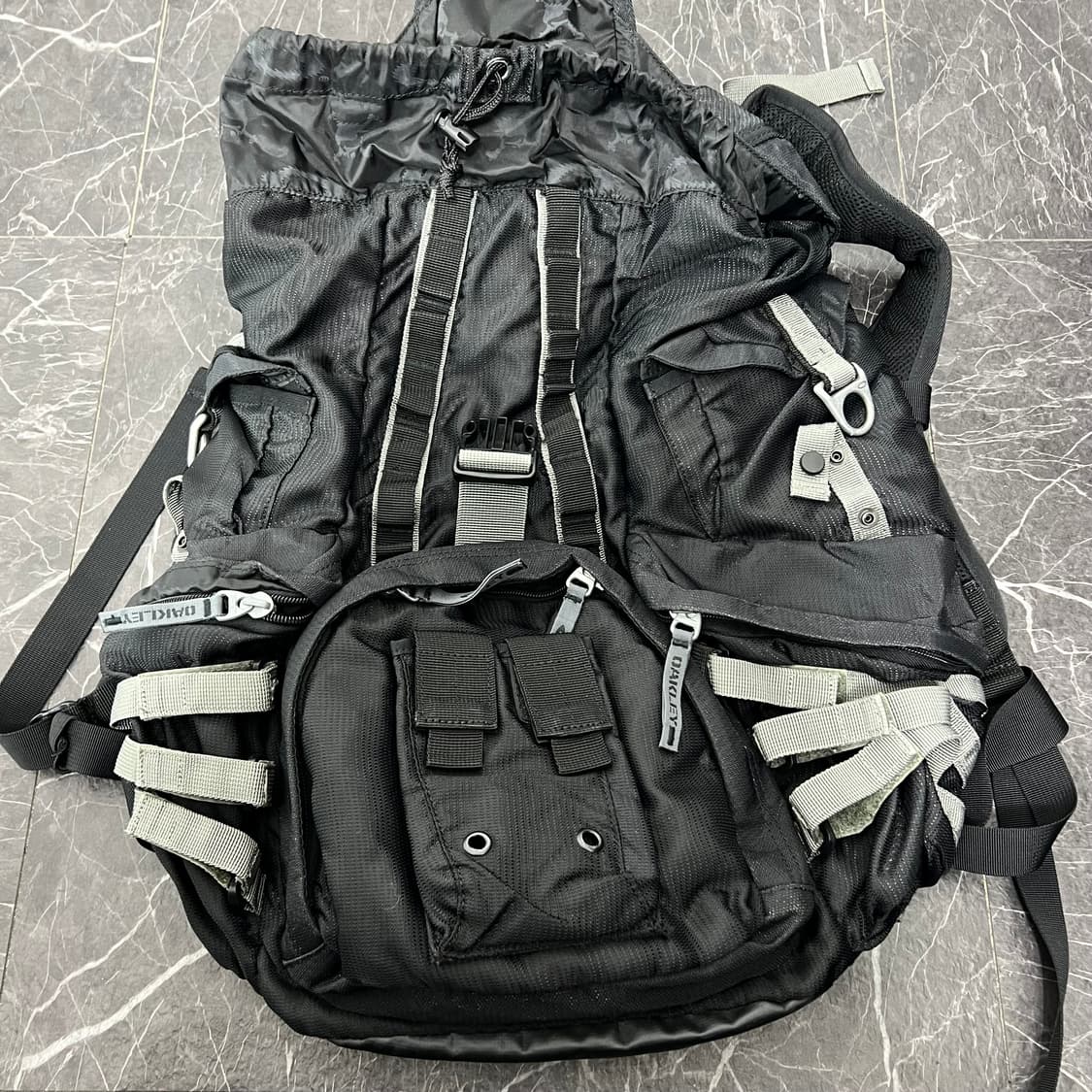 오클리 택티컬 유틸리티 테크 기어 백팩 상품이미지7