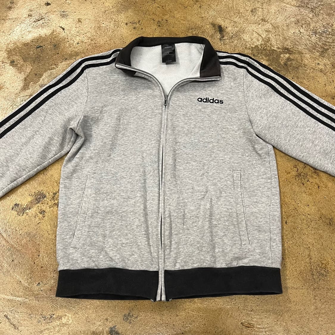 아디다스 회검 면져지 트랙탑 상품이미지3