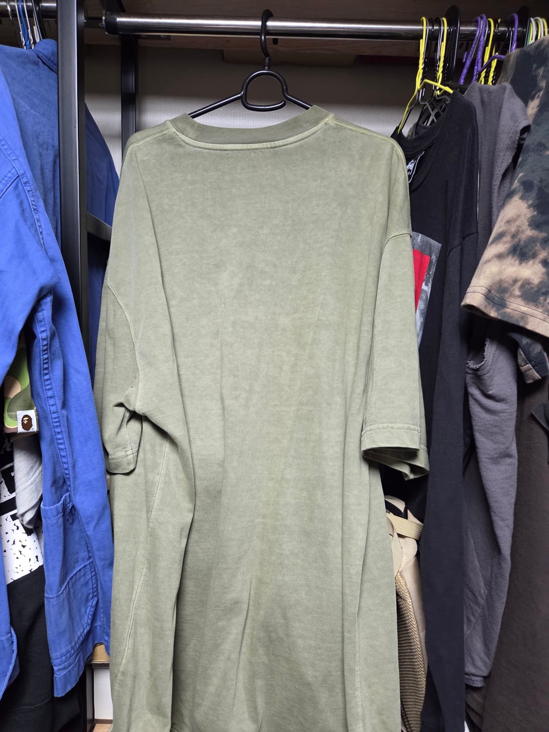 [S] 칸예 이지시즌 3 올리브 오버사이즈 티셔츠 YEEZY 상품이미지3