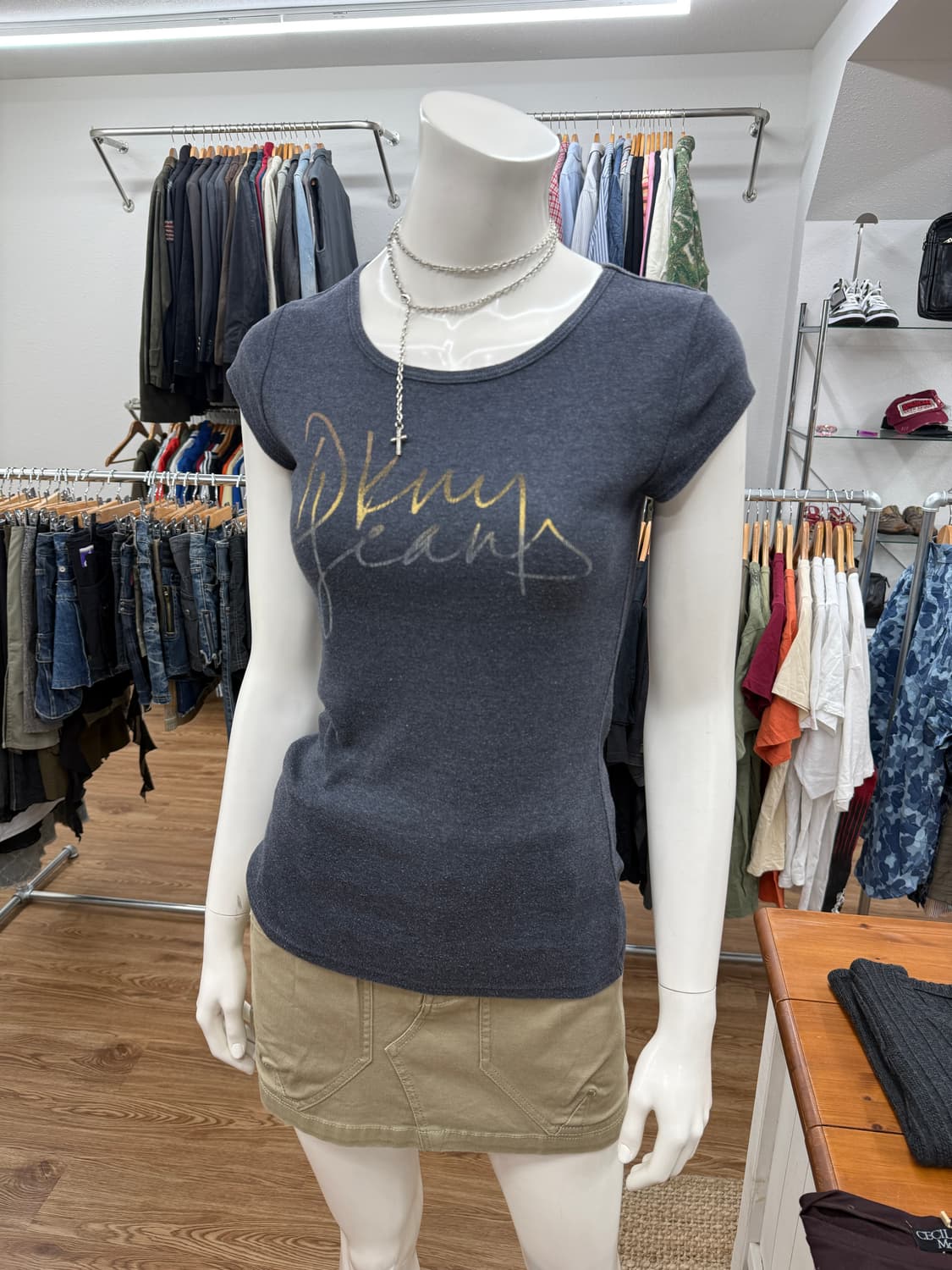 빈티지 DKNY 그레이 레터링 반팔티 상품이미지1