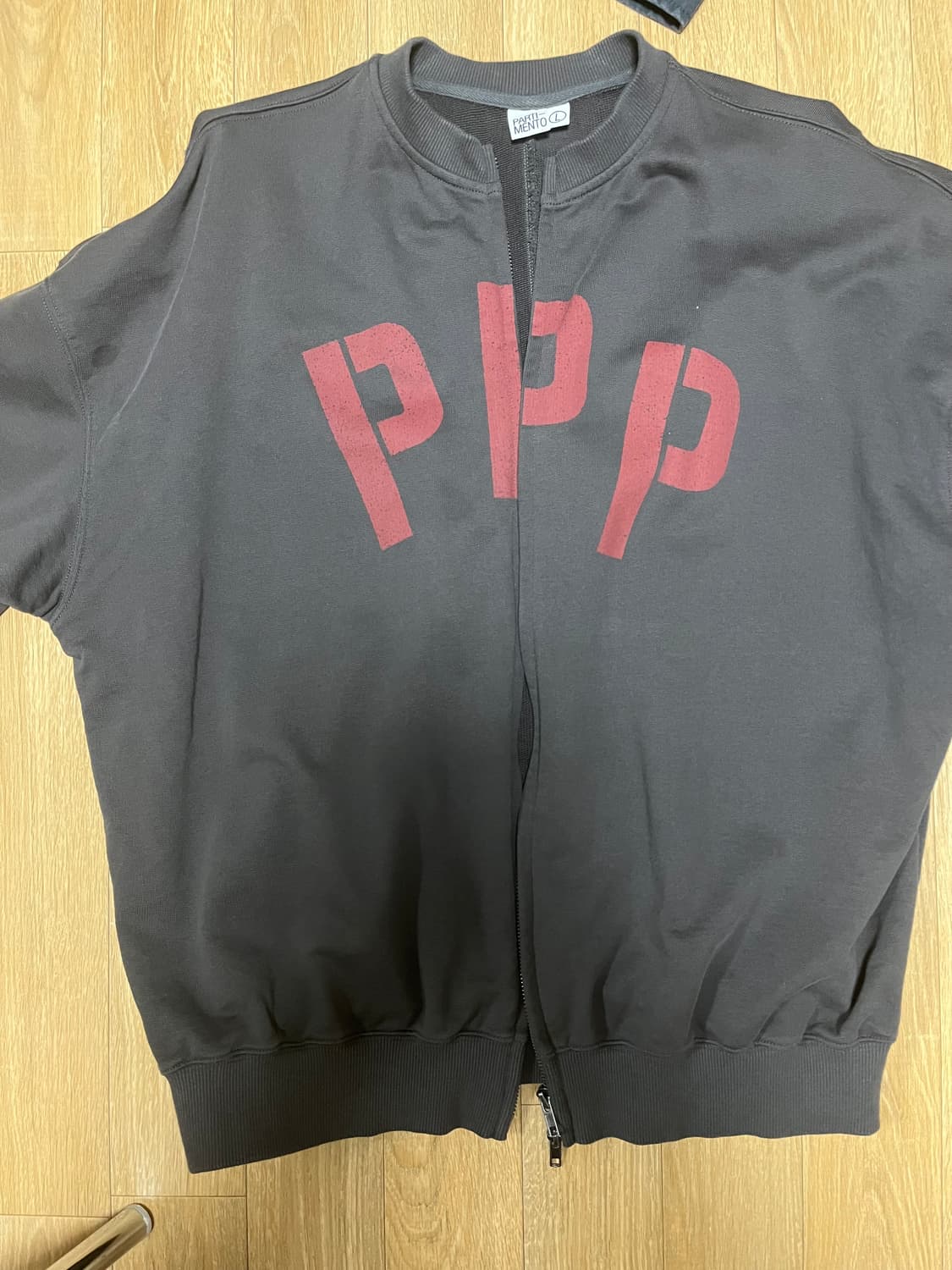 파르티멘토 스텐실 스웨트 블루종 차콜 상품이미지1