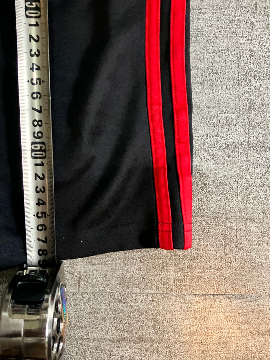 Adidas 아디다스x맨체스터 올드스쿨스트릿 버뮤다팬츠 반바지 상품이미지3